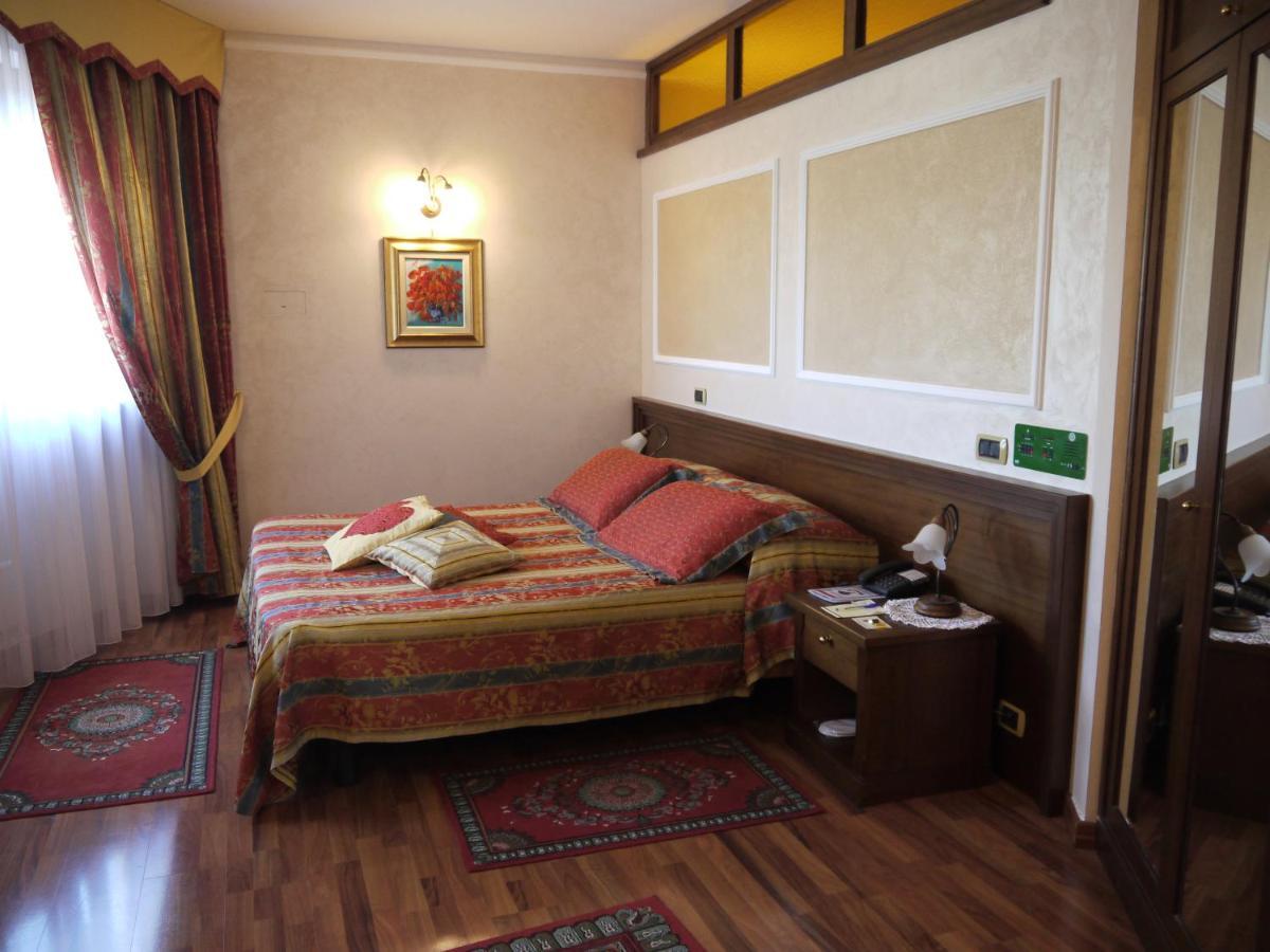 Hotel La Ruota Pianfei 외부 사진