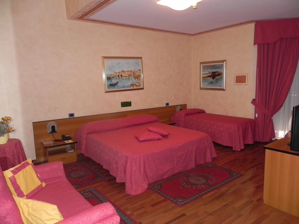 Hotel La Ruota Pianfei 객실 사진