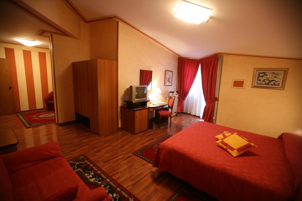Hotel La Ruota Pianfei 객실 사진