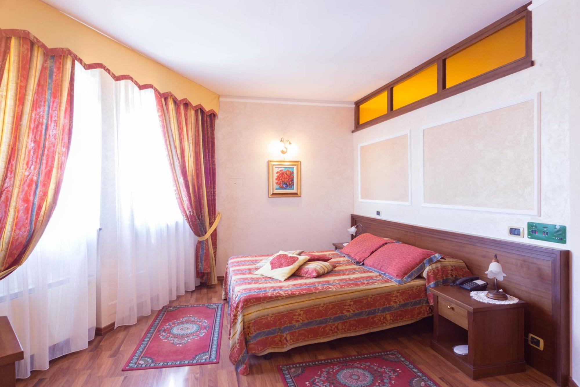 Hotel La Ruota Pianfei 외부 사진